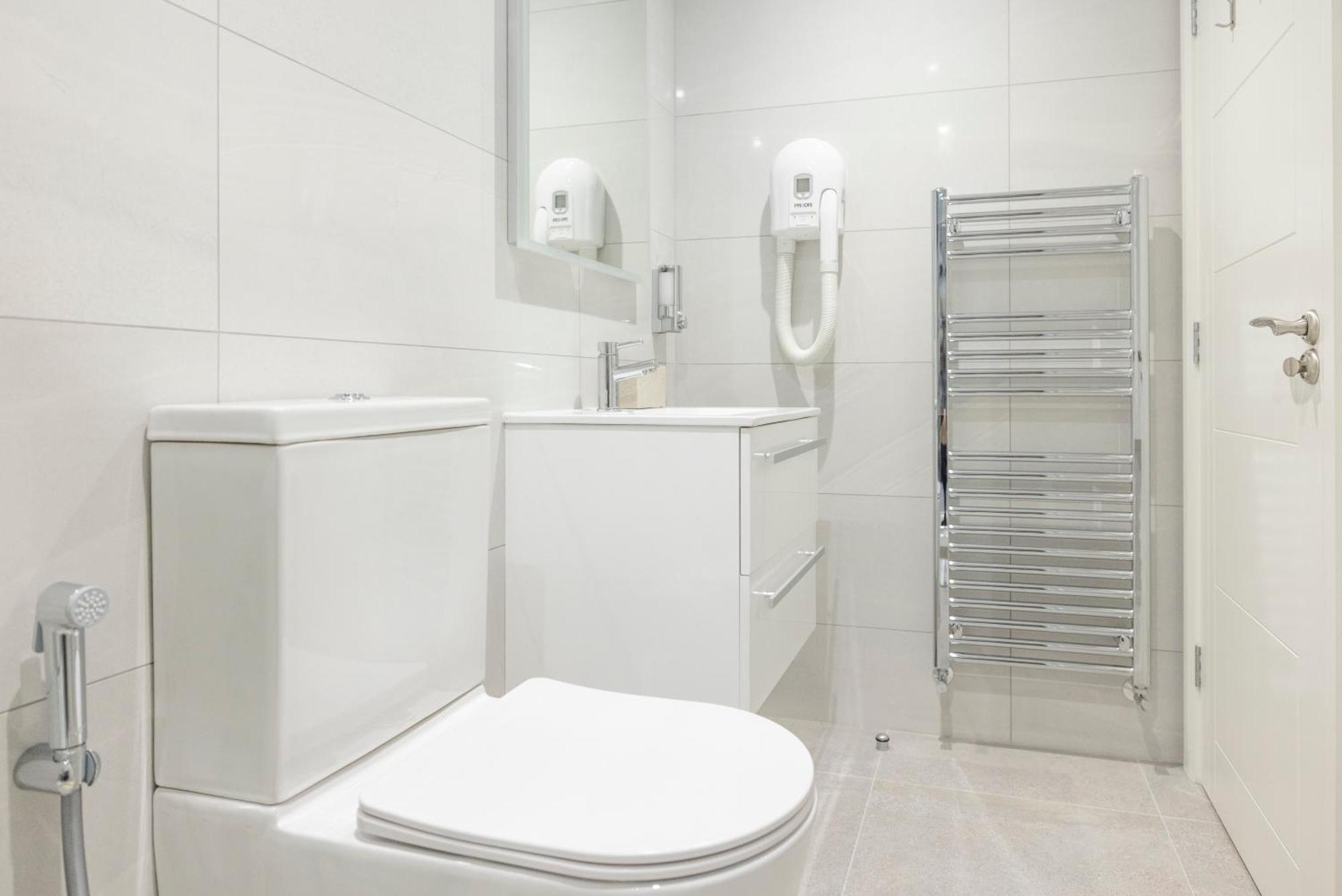 Modern 2 Bed Apartment Enniskillen Ngoại thất bức ảnh
