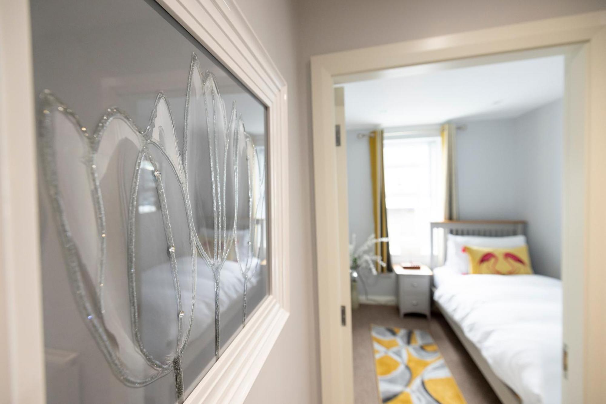 Modern 2 Bed Apartment Enniskillen Ngoại thất bức ảnh